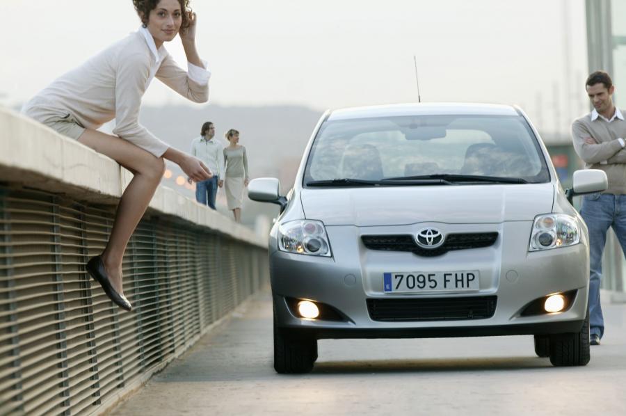  Toyota Auris 2007 года  (фото 32 из 92)